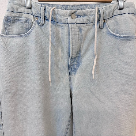 Good American Good 90s Light Wash Relaxed Jeans Size 8/29 Y2K Style Baggy Jeans - Picture 2 of 8